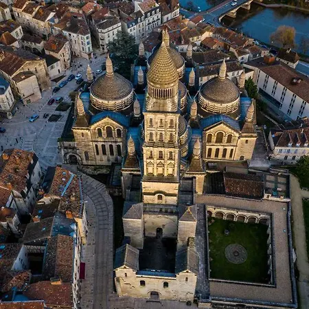 La Taverne Des Sorciers De Perigueux